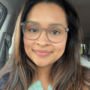 Meet your Posher, Lorena